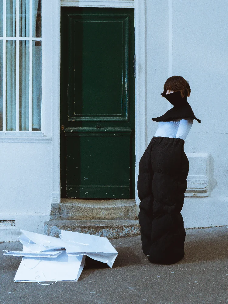 Photo the forumist magazine PÉNIBLE  par Eddy Soilihi - Image 9